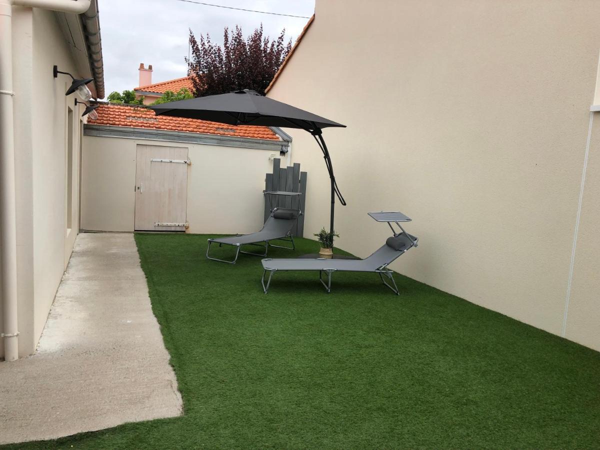 Maison Moderne Avec Jardin A 750M De La Mer ポルニック エクステリア 写真